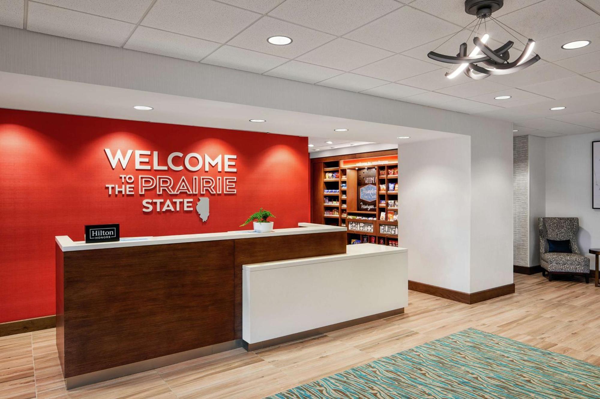 Hampton Inn & Suites Chicago/Waukegan Exterior photo
